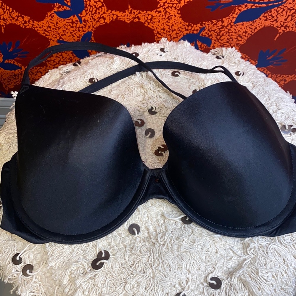 VS - Victoria’s Secret - lined Demi bra
